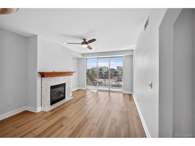 9079 E Panorama Cir 301, Englewood, CO 80112