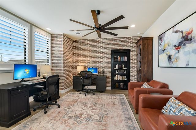 105 Retreat Place, Georgetown, TX 78626