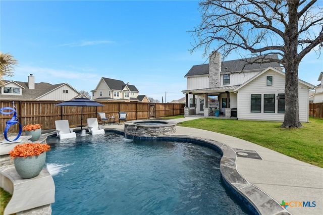 105 Retreat Place, Georgetown, TX 78626