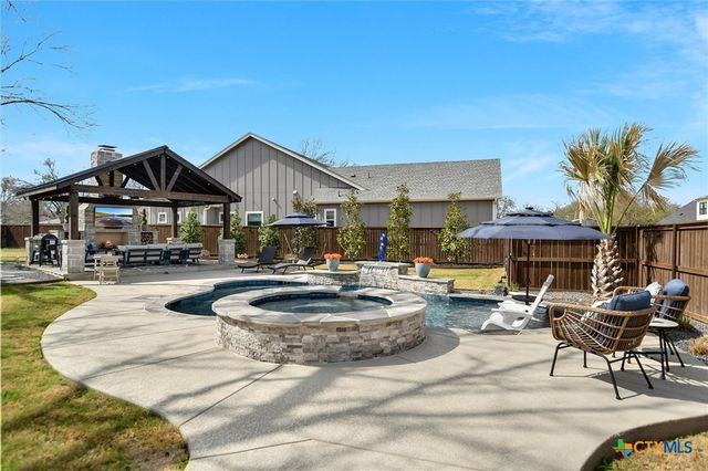 105 Retreat Place, Georgetown, TX 78626