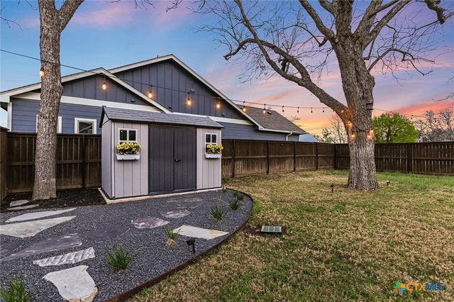 105 Retreat Place, Georgetown, TX 78626