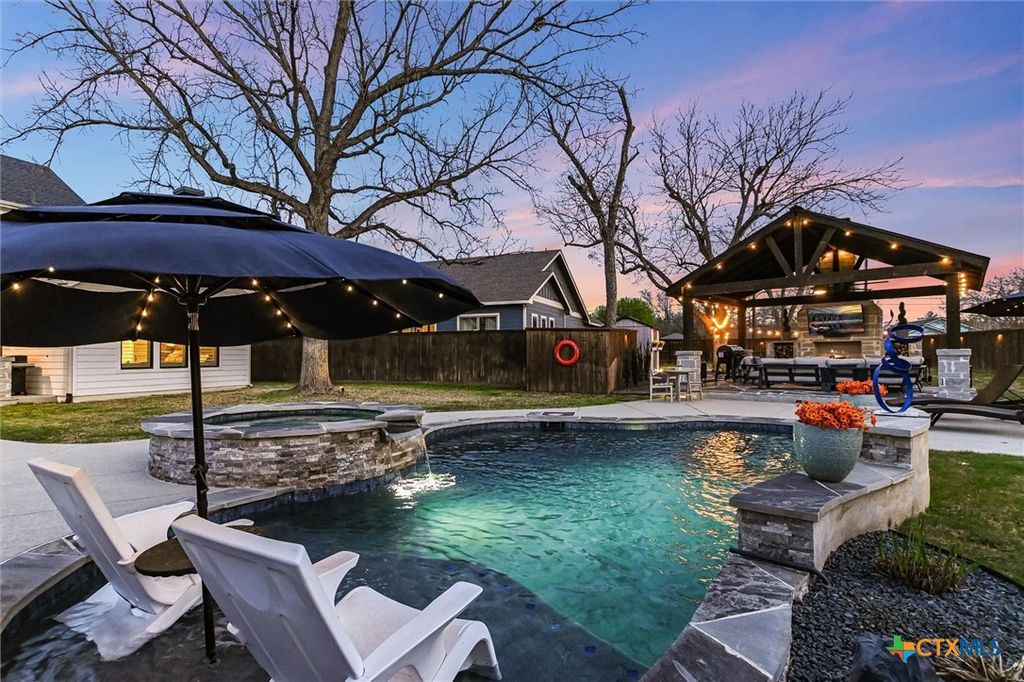 105 Retreat Place, Georgetown, TX 78626