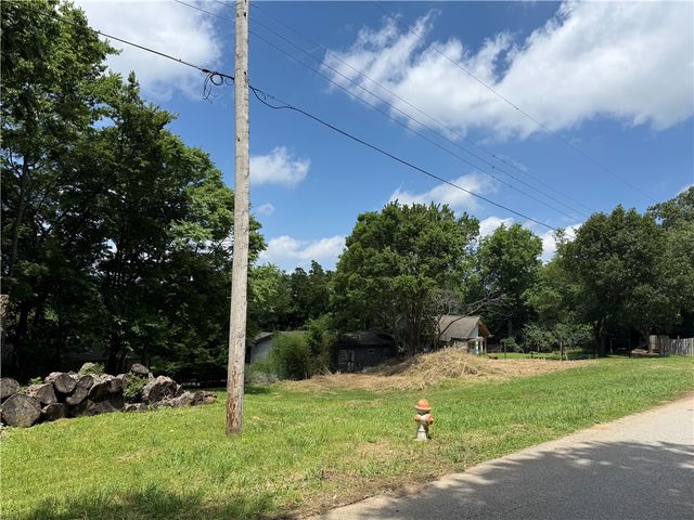 216 N Fletcher Avenue, Fayetteville, AR 72701