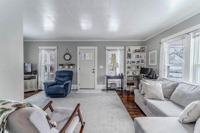 1127 JEFFERSON STREET, Oshkosh, WI 54901