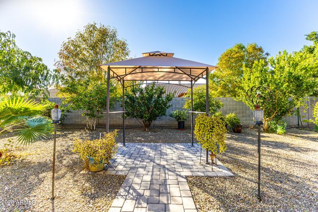 18349 W TURQUOISE Avenue, Waddell, AZ 85355