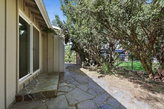 4328 S Perry St, Spokane, WA 99203