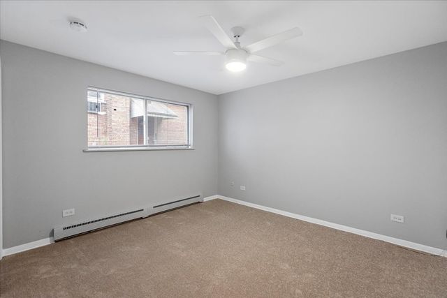 6244 W 64th Place 104, Chicago, IL 60638