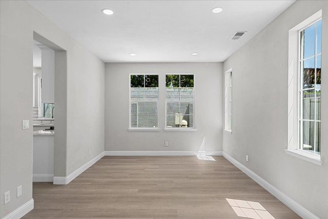 2431 Ogden Sannazor Ct, Tracy, CA 95377