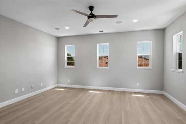 2431 Ogden Sannazor Ct, Tracy, CA 95377