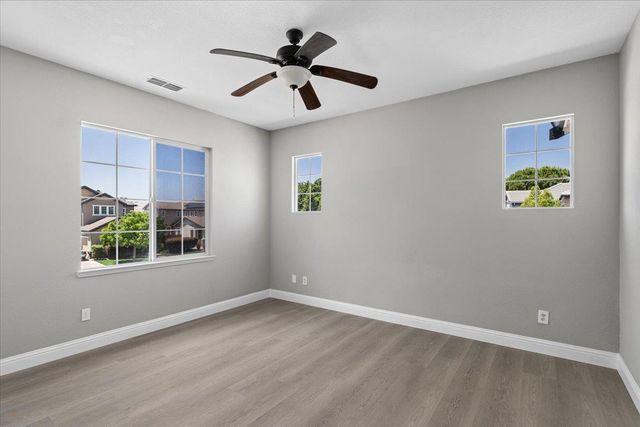 2431 Ogden Sannazor Ct, Tracy, CA 95377