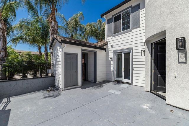 2431 Ogden Sannazor Ct, Tracy, CA 95377