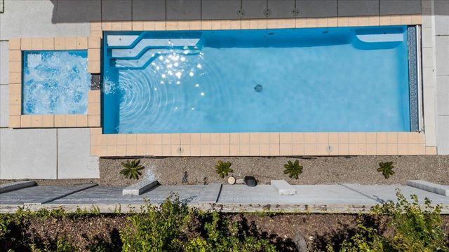 2431 Ogden Sannazor Ct, Tracy, CA 95377