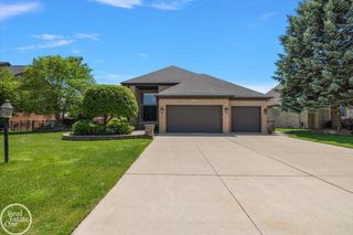 49572 Compass Point Drive, Chesterfield Twp, MI 48047