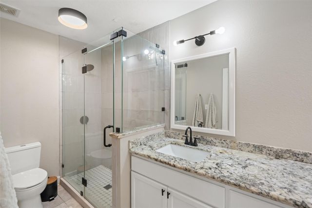 234 E Obryant Street, Bellville, TX 77418