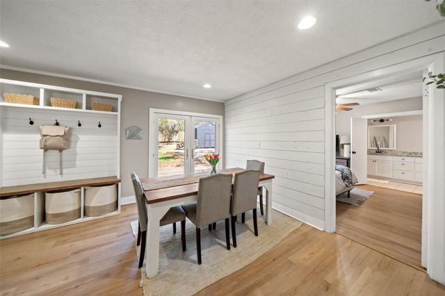 234 E Obryant Street, Bellville, TX 77418