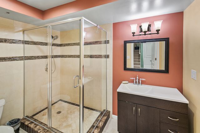 5961 Mackinac Lane, Hoffman Estates, IL 60192