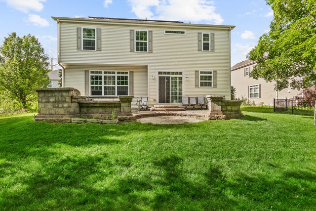 5961 Mackinac Lane, Hoffman Estates, IL 60192