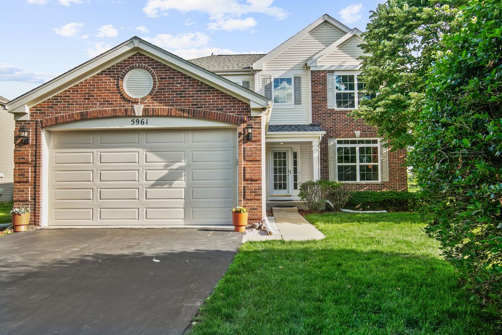 5961 Mackinac Lane, Hoffman Estates, IL 60192