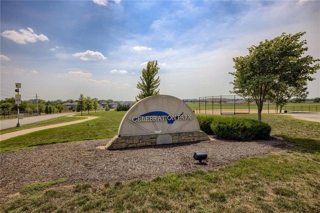 32283 W 165th Street, Gardner, KS 66030