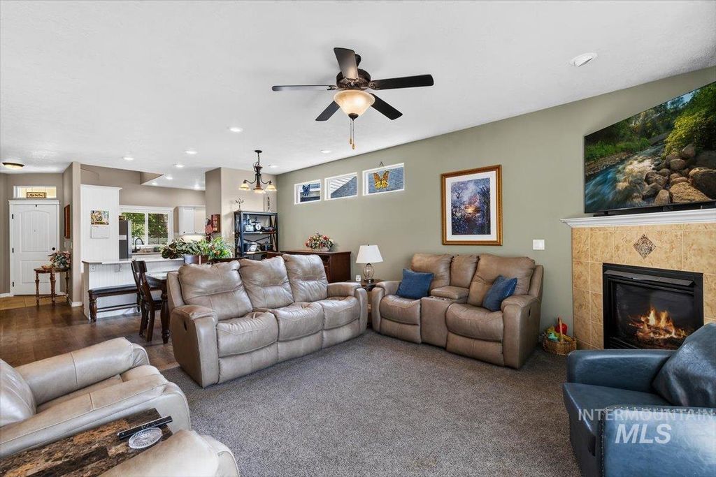 2227 S Blackspur Way, Meridian, ID 83642 photo 5