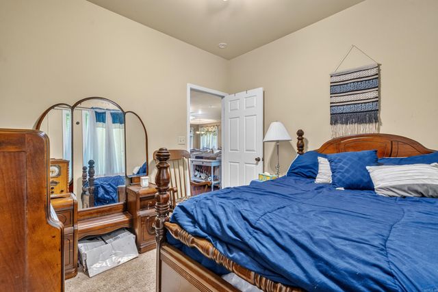 100 Newman Place, Hot Springs National Park, AR 71913