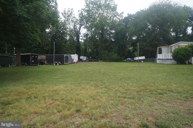 14 ROBERT ST, Stafford, VA 22554