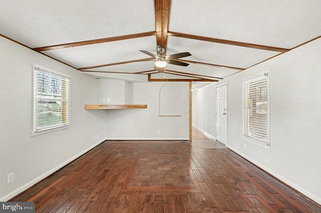 14 ROBERT ST, Stafford, VA 22554