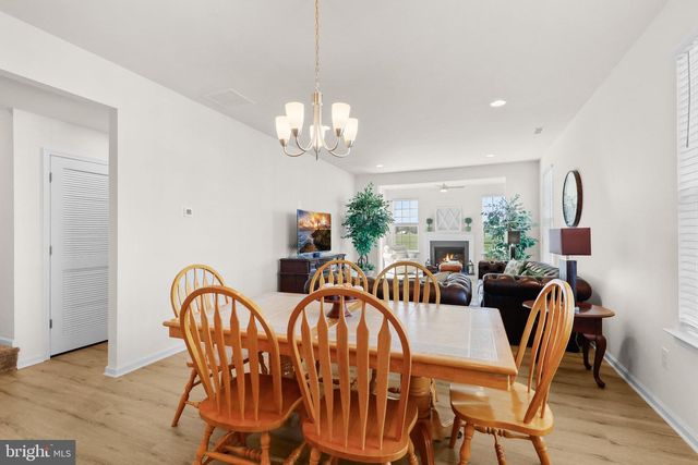 18 PRESTWICK LN, Williamstown, NJ 08094