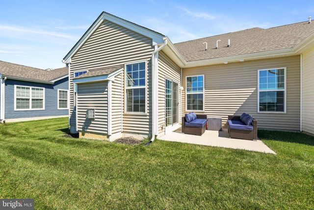 18 PRESTWICK LN, Williamstown, NJ 08094