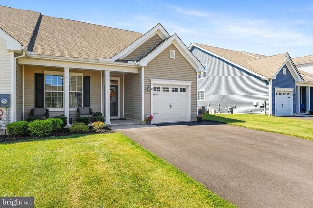 18 PRESTWICK LN, Williamstown, NJ 08094
