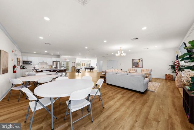 18 PRESTWICK LN, Williamstown, NJ 08094