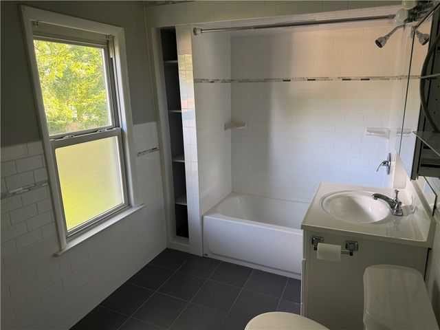 110 Campbell Road, Salina, NY 13211