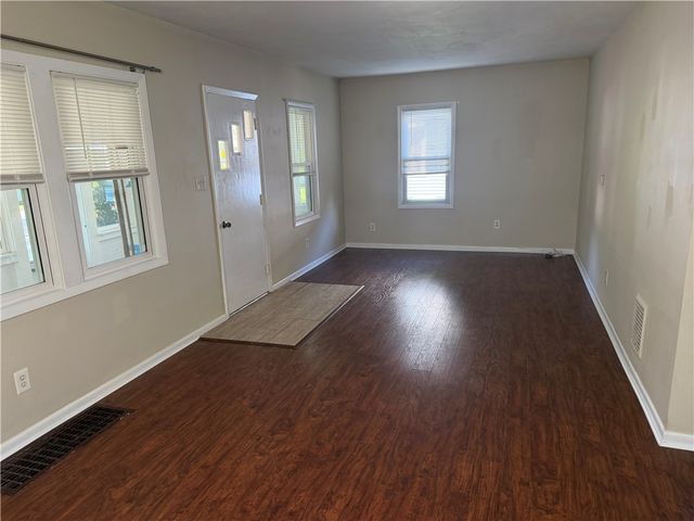 110 Campbell Road, Salina, NY 13211