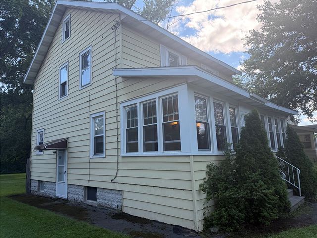 110 Campbell Road, Salina, NY 13211