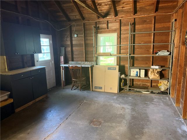 110 Campbell Road, Salina, NY 13211