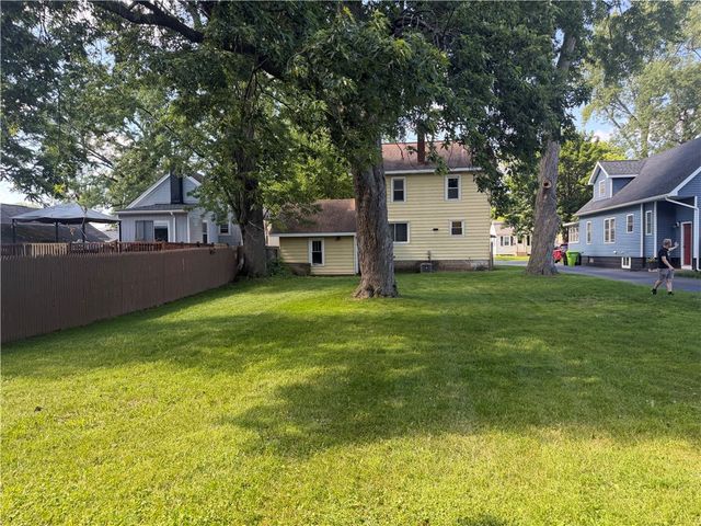110 Campbell Road, Salina, NY 13211