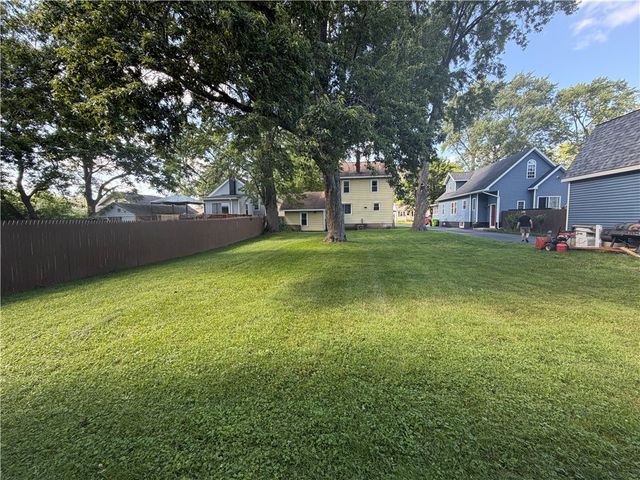 110 Campbell Road, Salina, NY 13211
