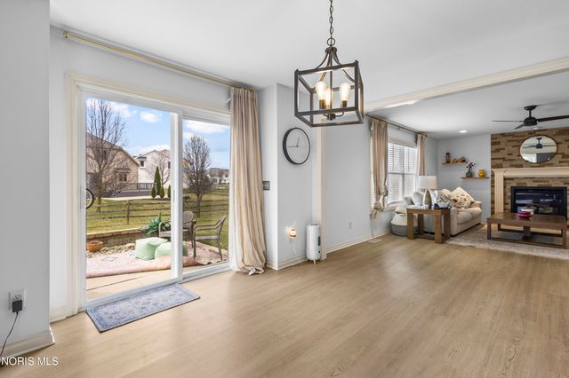 6031 Sunny Lake Court, Sylvania, OH 43560