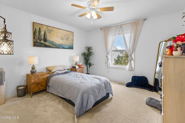 6031 Sunny Lake Court, Sylvania, OH 43560