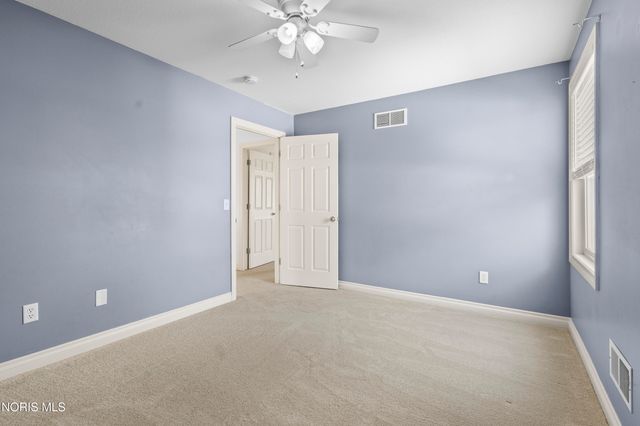 6031 Sunny Lake Court, Sylvania, OH 43560