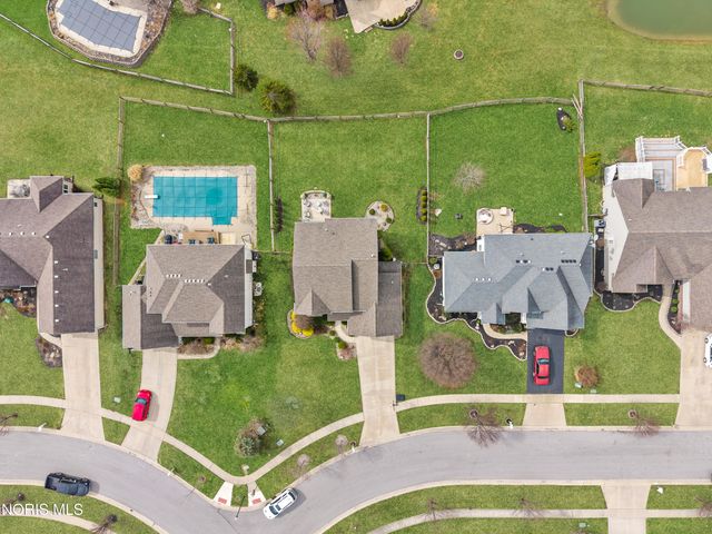 6031 Sunny Lake Court, Sylvania, OH 43560