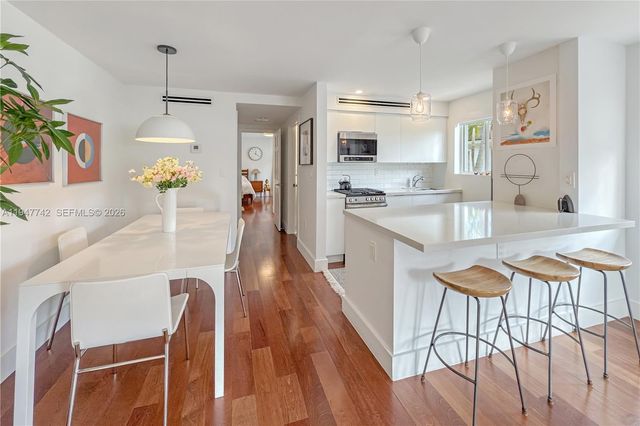 741 6th St 202-W, Miami Beach, FL 33139