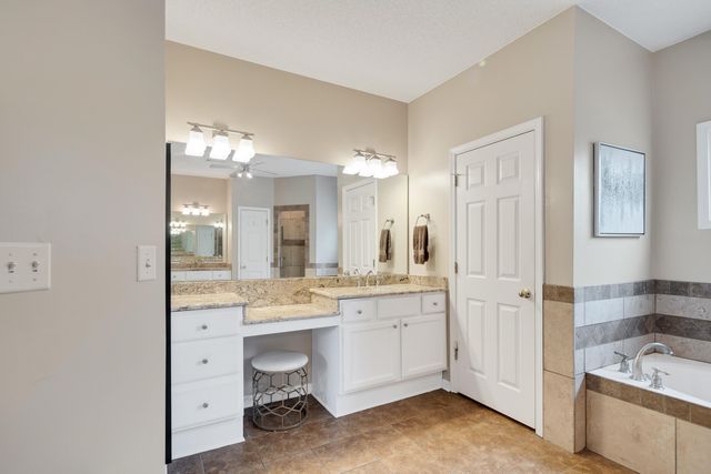 794 WELLINGTON WAY CV, Collierville, TN 38017