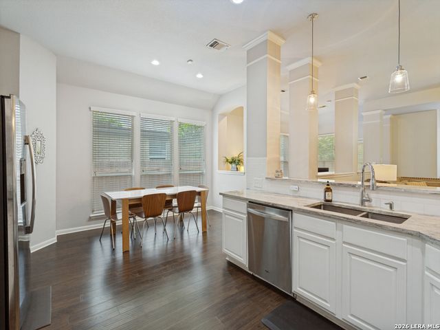 2510 Somerall, San Antonio, TX 78248