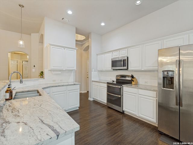 2510 Somerall, San Antonio, TX 78248