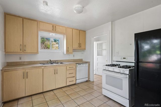375 S Quitman Street, Denver, CO 80219