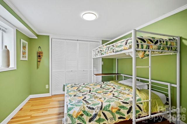 419 E Blue Ridge Road, East Flat Rock, NC 28726