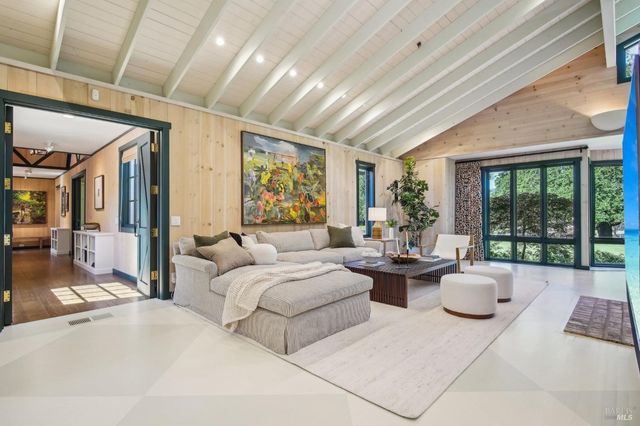 1500 Morningside Mtn Rd, Glen Ellen, CA 95442