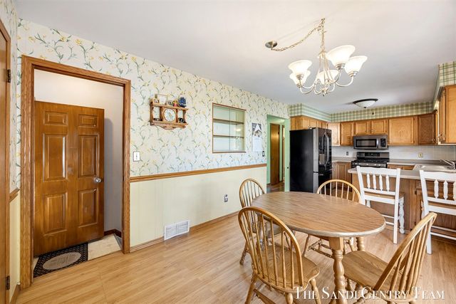 2391 Basswood Street, Jenison, MI 49428