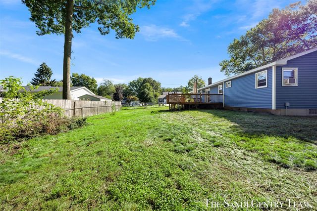 2391 Basswood Street, Jenison, MI 49428